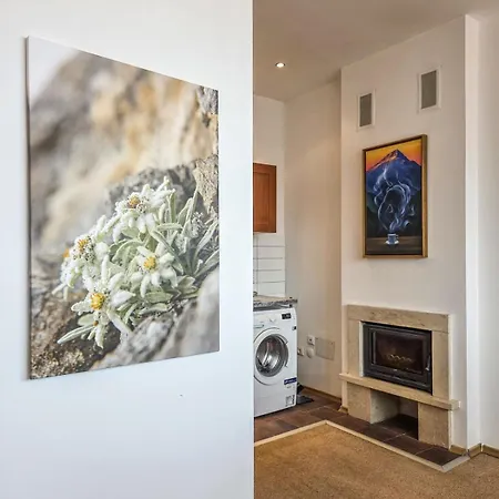 아파트 Edel View! 1br Ap With Mountain View In *